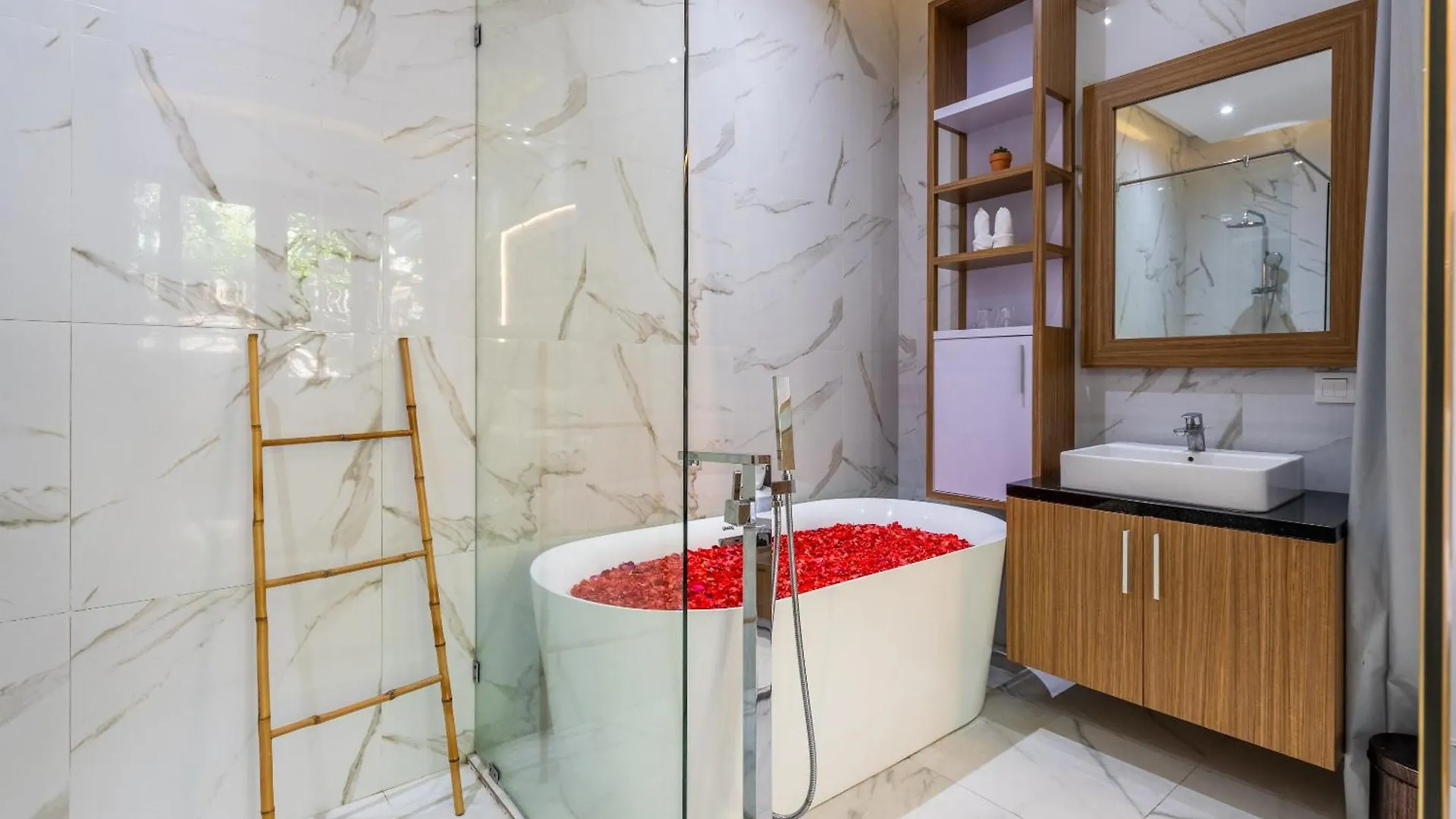 Villa Sun Lila By Jb Villas Seminyak   Seminyak (Bali)